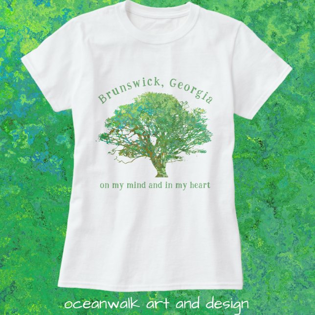 Brunswick Georgia Live Oak Tree T-Shirt (Von Creator hochgeladen)