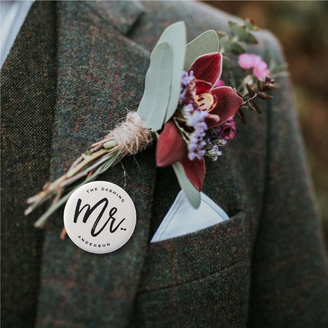 Brush Script Bow Krawatte Wedding Bachelor Party Button ('Mr.' Bow Tie Black Brush Script Calligraphy Wedding Rehearsal Pin Button @ fatfatin_blue_knot)