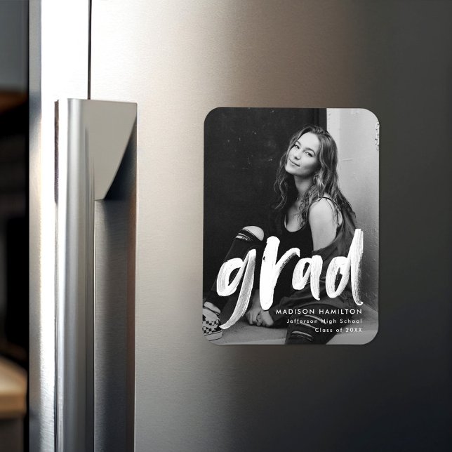 Brush Script Grad Foto Abschluss Magnet (Von Creator hochgeladen)