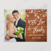 Brush Script Wood Lights Liebe und Dank Hochzeit