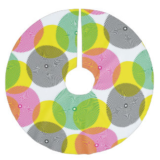 Brush Zigzags: Handgezeichnetes Muster Polyester Weihnachtsbaumdecke