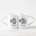 Brushed Mr. and Mrs. Liebestassen<br><div class="desc">Dieses bezaubernde Set der Tasse eignet sich hervorragend für Hochzeiten,  Brautpartys,  den Valentinstag oder Hochzeitsfeiern. Entworfen von © berrysweet . Besuchen Sie unsere Website unter www.berryberrysweet.com für moderne,  stilvolle Geschenke und Schreibwaren-Designs!</div>