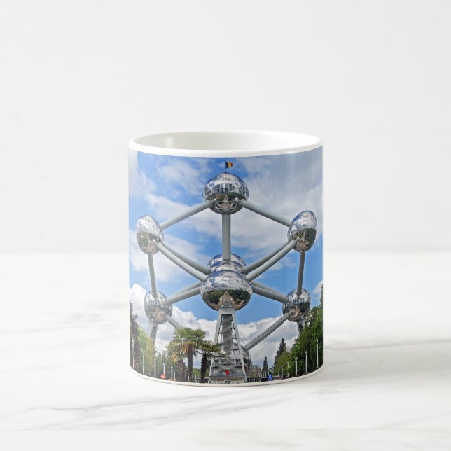 Brüssel. Atomium. Tasse (Mittel)