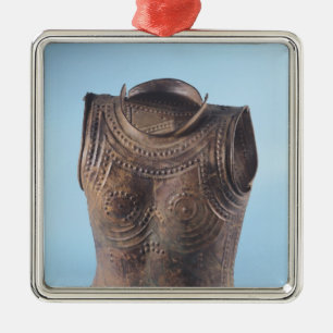 Brustplatte Silbernes Ornament