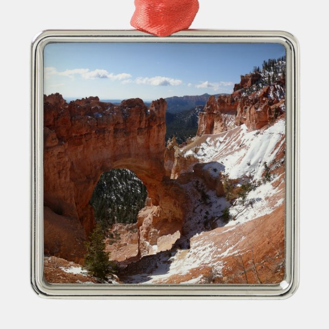 Bryce Canyon Natural Bridge Snowy Landscape Foto Silbernes Ornament (Vorne)