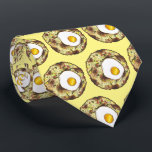 Bubble and Squeak Brunch UK British Food Cuisine Krawatte<br><div class="desc">Das Design der Feinschmecker zeigt eine originelle Markerabbildungen von "Blase and Squeak",  einem klassischen britischen Lebensmittel,  das aus Kohl und Kartoffeln besteht und mit einem Ei überzogen ist.</div>