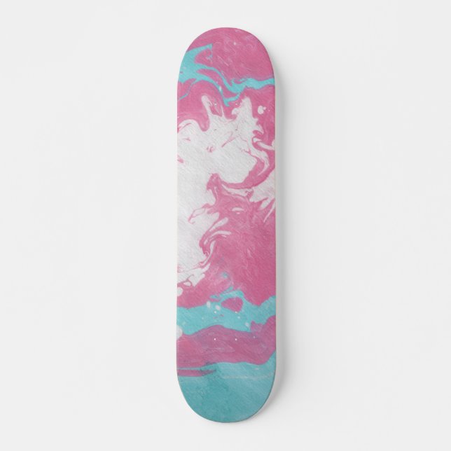 Buberry Swirl Skateboard (Vorne)