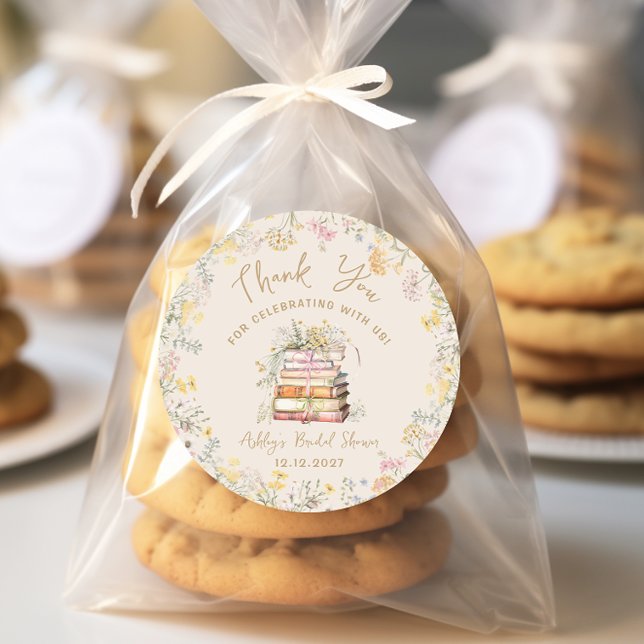 Buch Theme Storybook Brautparty Runder Aufkleber (Von Creator hochgeladen)