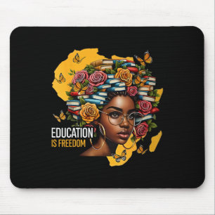 Buch über die Bildung zur Schwarzen Geschichte ist Mousepad