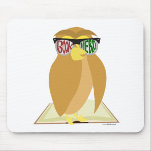 Buchen Sie Nerd Owl mit Brillen Cartoon Design Mousepad