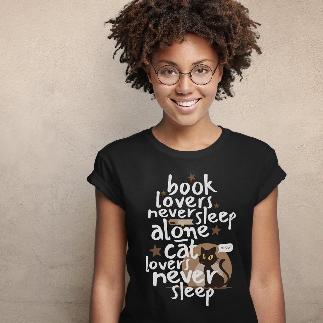 Buchen und Katzen Liebhaber Schlafen Funny T-Shirt (Book and Cat Lovers Sleep Funny T-Shirt)