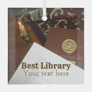 Bücher des letzten Jahrhunderts Ornament Aus Glas