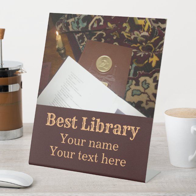 Bücher des letzten Jahrhunderts Sockelschild (In Situ)