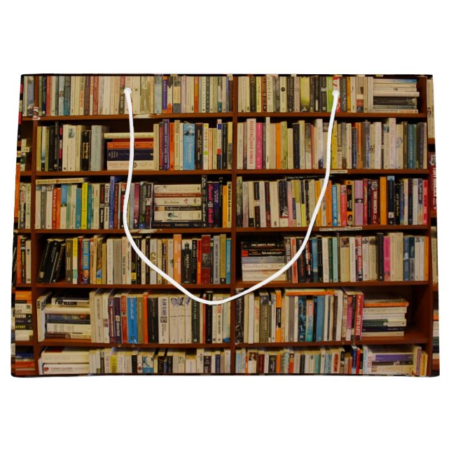 Bücher in Bibliotheksmustern Wrapping Paper Große Geschenktüte (Vorderseite)