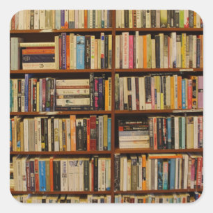 Bücher in der Bibliothek Geschenktasche Quadratischer Aufkleber