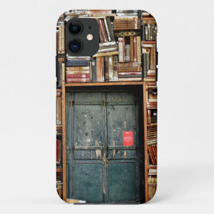 Bücher und Bücher iPhone 11 Hülle