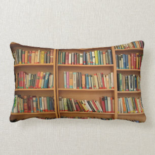 Bücherregalhintergrund Lendenkissen