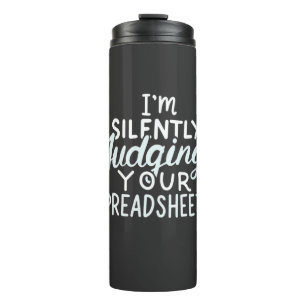 Buchhalter beurteilt Ihre Tabellen Thermosbecher