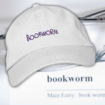 Buchliebhaber Buchwurm bestickt Twill Cap Bestickte Baseballkappe<br><div class="desc">Buchwürmer, freuen Sie sich! Diese Mütze ist für dich. ・ Chinotische Konstruktion für Langlebigkeit und Komfort ・ Vorgeschwungene Rechnung und verstellbarer Stoffgurt für eine perfekte Passform ・ Antiker Verschluss aus Messing mit Tubin-Knurrhahn Wenn Sie der Typ von Person sind, die immer ein Buch in der Hand hat, ist diese "Bookworm"...</div>