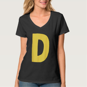 Buchstabe D groß und fett in gelb T-Shirt