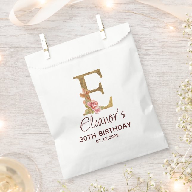 Buchstabe E Gold Monogramm Blush Rosa Rosen Geschenktütchen (Ausgeschnitten)