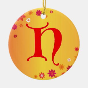 Buchstabe H Verzierung Keramikornament