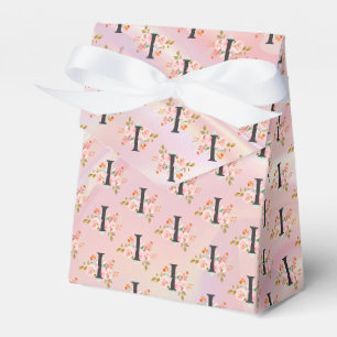 Buchstabe I Geschenkschachtel