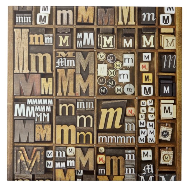 Buchstabe M Fliese (Vorderseite)