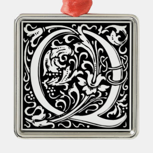 Buchstabe Q Mittelalterliches Monogramm Vintage In Silbernes Ornament