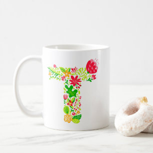 Buchstabe T in Blume Kaffeezubereitung Tasse