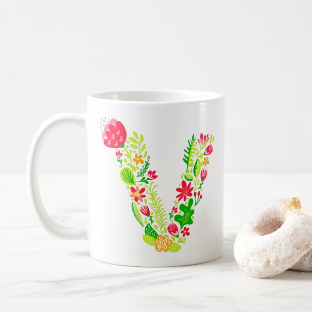 Buchstabe V in Blume Kaffeezubereitung Tasse (Mit Donut)