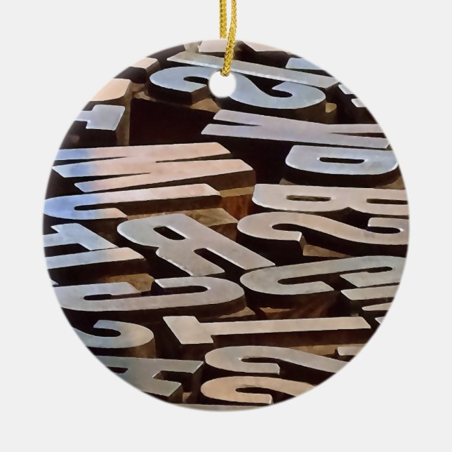 Buchstaben für Typesettierung Keramik Ornament (Vorne)