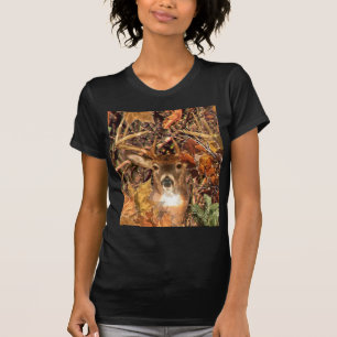 Bucht in Camouflage Weißer Schwanz Hirsch T-Shirt