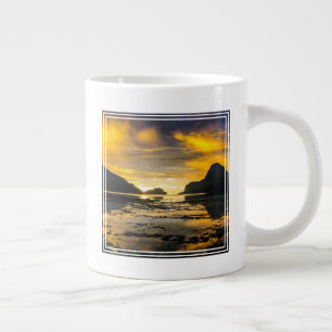 Bucht von El Nido Sonnenuntergang Jumbo-Tasse