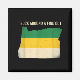 Buck Around Oregon Karte Lustiges Wildlife-Abenteu Magnet