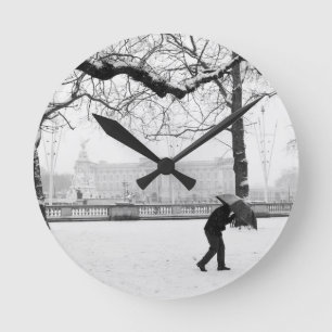 Buckingham Palace London England Runde Wanduhr