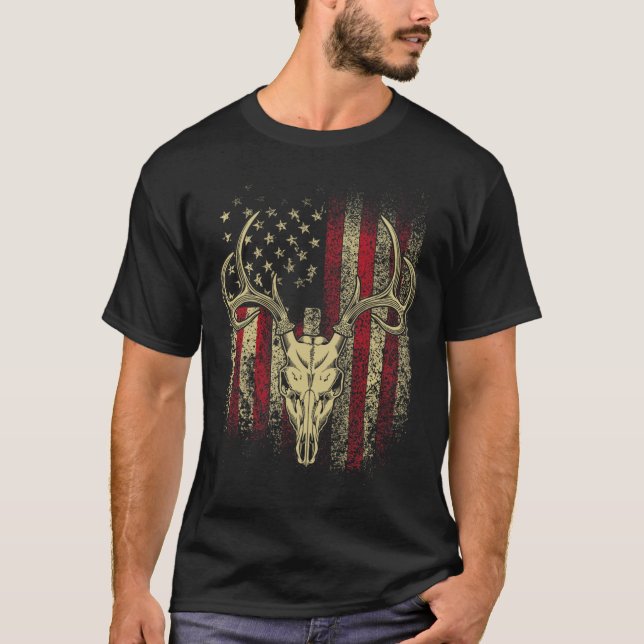 Bucks Antlers and Skull on a American Flag Deh H T-Shirt (Vorderseite)