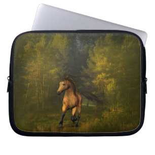 Buckskin Pferd im Forest Laptop Case