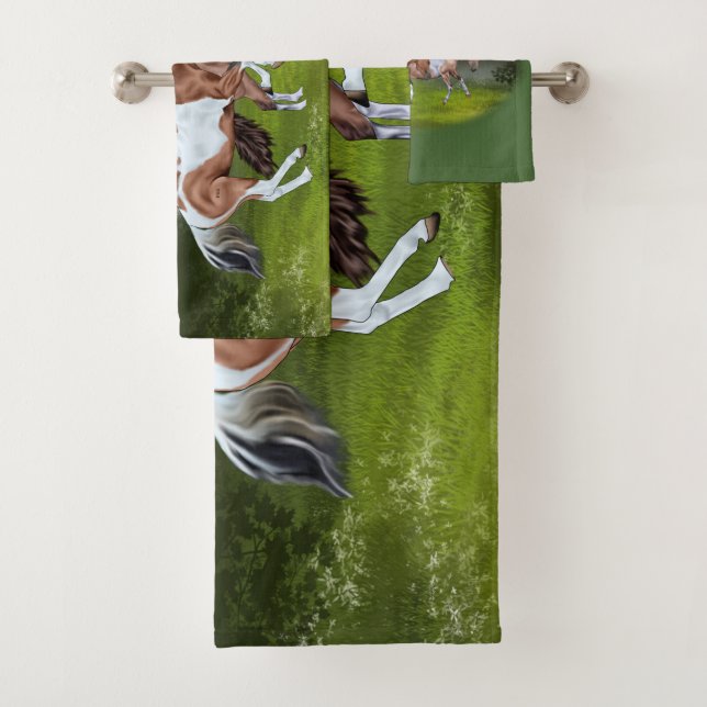 Buckskin Tobiano Paint Horses Print Badhandtuch Set (Insitu)