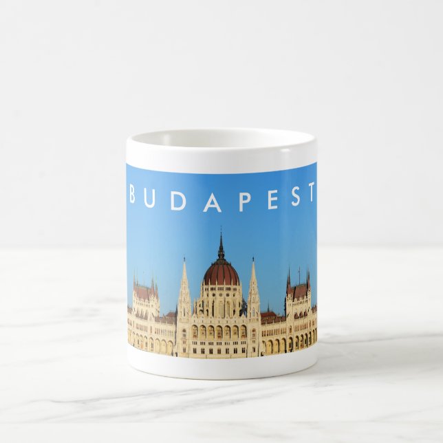 Budapest hungrige Parlamentsarchitektur Kaffeetasse (Mittel)