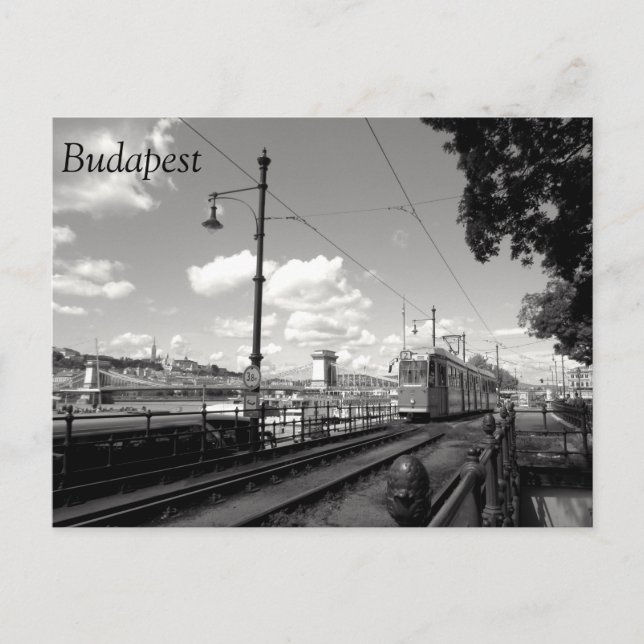 Budapest Postkarte. Straßenbahn, Kettenbrücke und  Postkarte (Vorderseite)