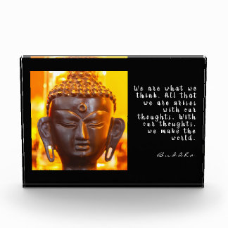 Buddha Head Statue and Quote Fotoblock