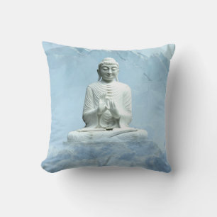 Buddha in Wolken Kissen