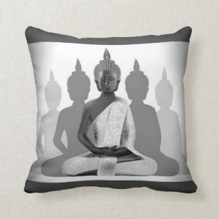 Buddha u. vier Silhouetten Kissen