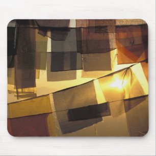 Buddhistische Gebetsfahnen im Sonnenuntergang, Mousepad