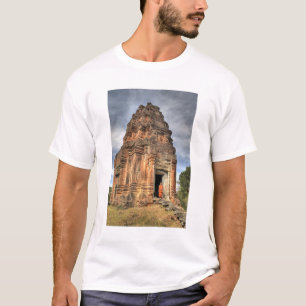 Buddhistischer Mönch steht in der Tür eines Tempel T-Shirt