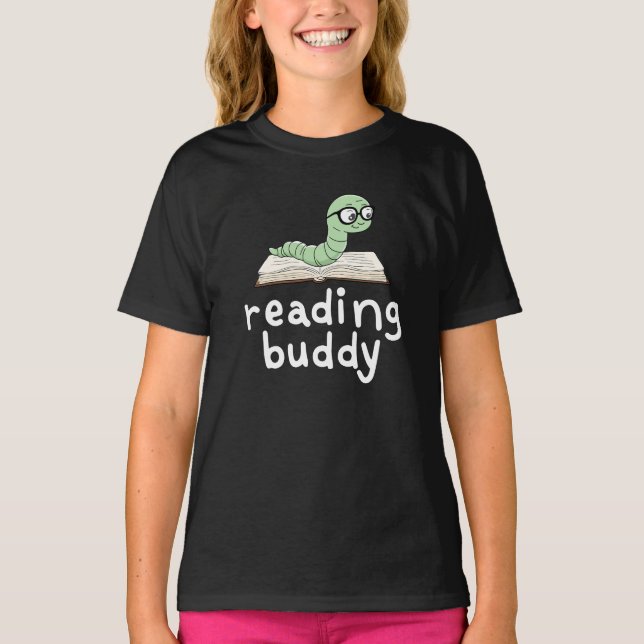 Buddy Niedlich Bookworm mit Buch lesen T-Shirt (Vorderseite)