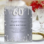 Budget 60. Geburtstag Silber Glitzer Einladung<br><div class="desc">Eine moderne,  stilvolle und glamouröse Einladung zu einer 60. Geburtstagsfeier. Ein silbernes Imitat mit Glitzer-Staub. Personalisieren Sie Ihren Namen und Ihre Party-Daten und fügen Sie diese hinzu. Nummer 60 wird mit einem Schriftart im Ballonstil geschrieben,  Skript.</div>