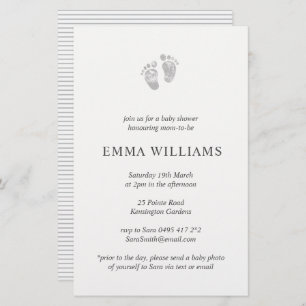 Budget Baby Shower Einladung Grau Footprint