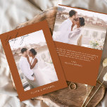 Budget Burnt Orange Wedding Foto Vielen Dank Karte<br><div class="desc">Budget Burnt Orange Wedding Dankeschön Karten,  die ein Foto auf der Vorder-und Rückseite haben. Die Dankeschön-Karten enthalten eine moderne,  handgeschriebene,  kursive Schriftzeichen-Typografie,  die elegant,  einfach und modern nach einem minimalistischen einfachen Hochzeitstag-Fest zu verwenden sind.</div>